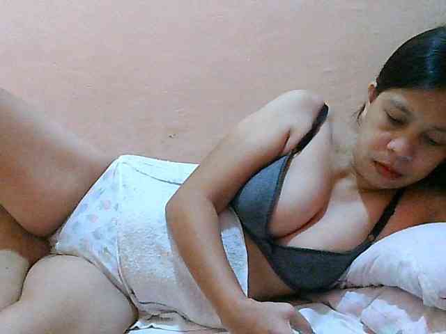 Yummyflirttits69