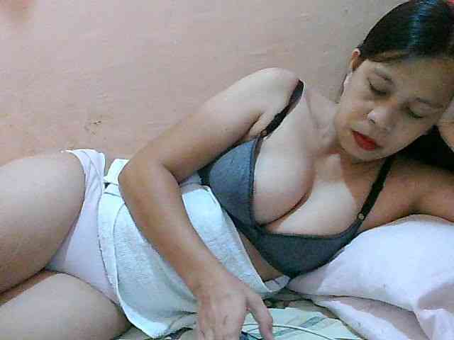 Yummyflirttits69