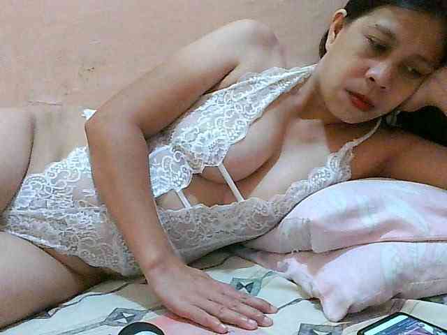 Yummyflirttits69