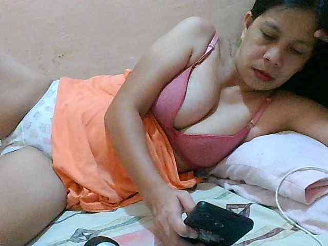 Yummyflirttits69