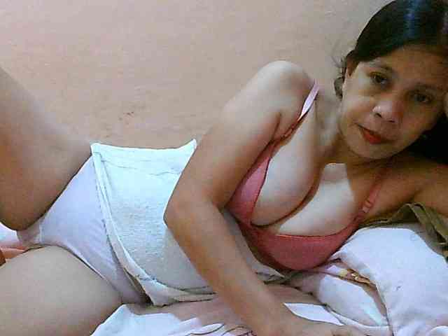 Yummyflirttits69