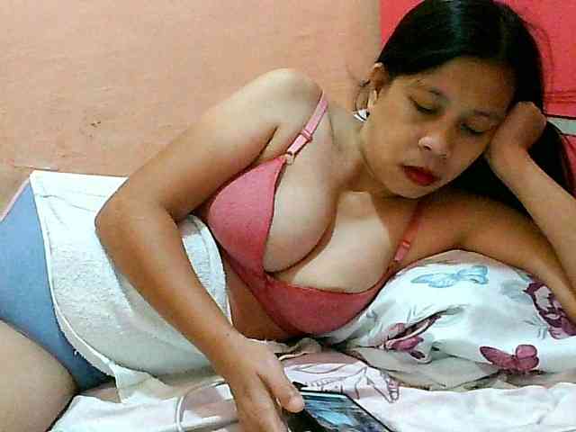 Yummyflirttits69