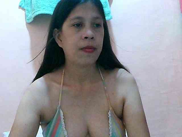 Yummyflirttits69