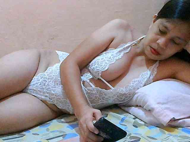 Yummyflirttits69