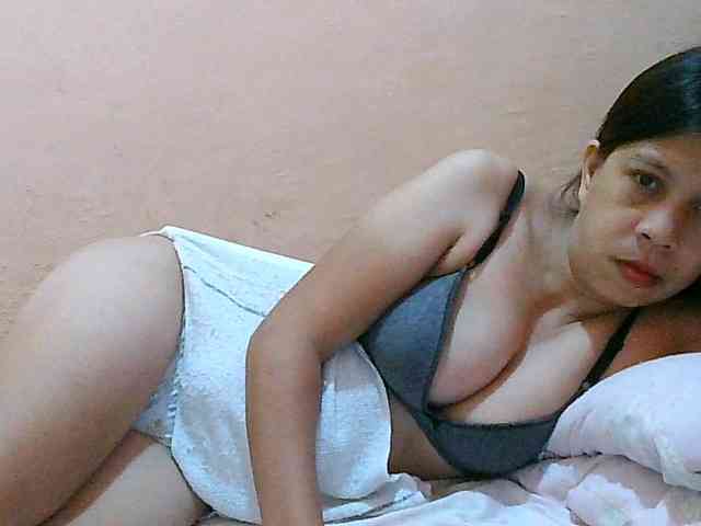 Yummyflirttits69