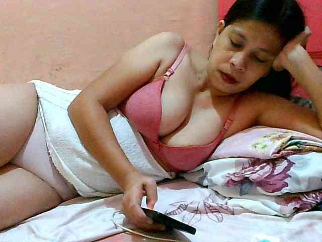 Yummyflirttits69