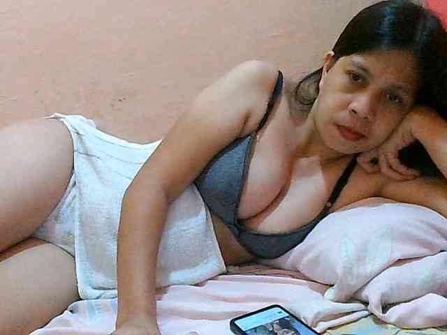 Yummyflirttits69