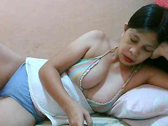 Yummyflirttits69