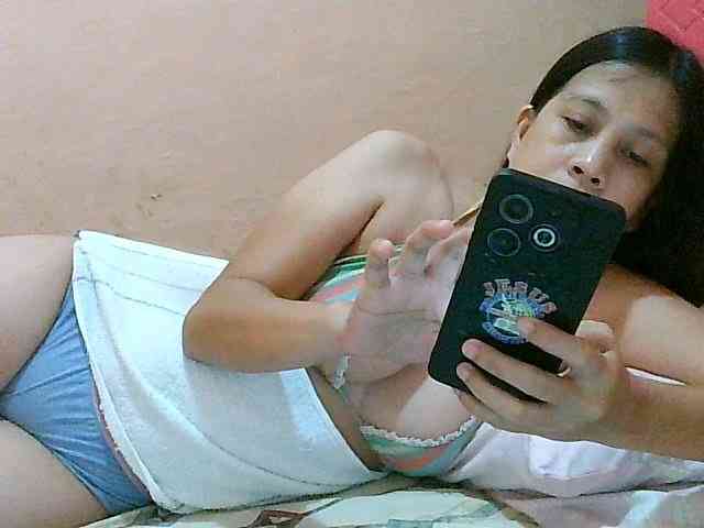 Yummyflirttits69