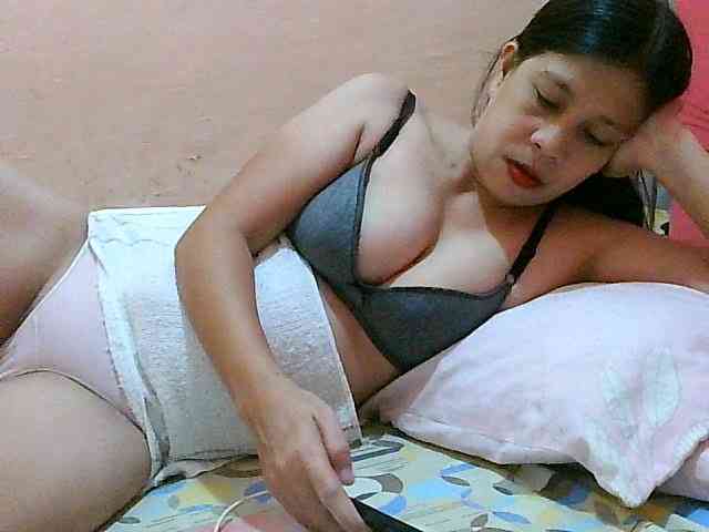 Yummyflirttits69