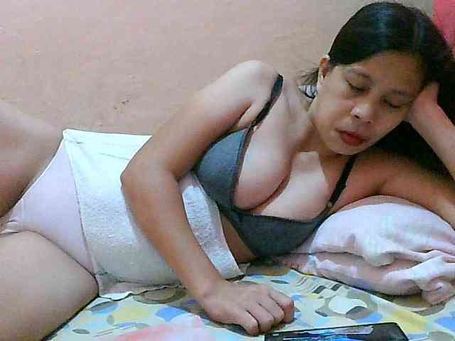 Yummyflirttits69