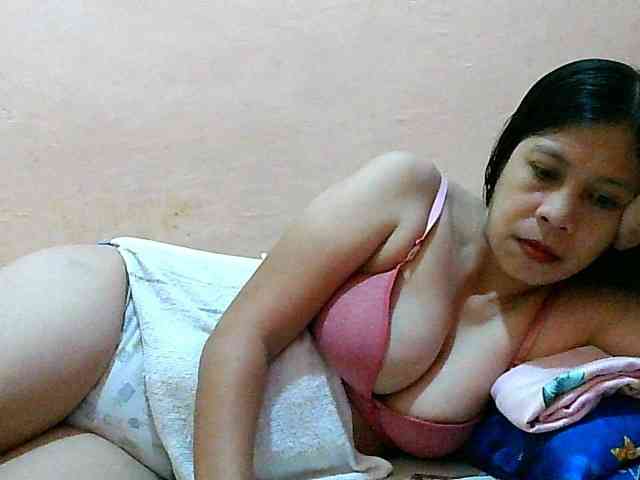 Yummyflirttits69