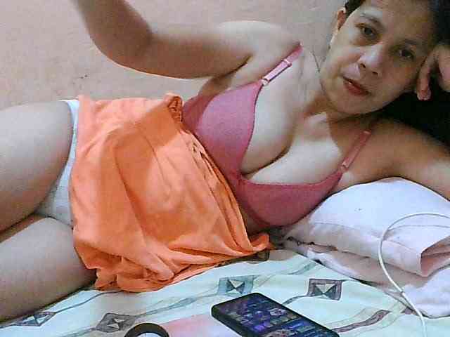 Yummyflirttits69