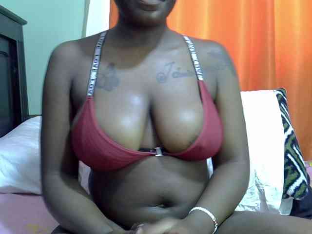 PrettyMelanin webcam