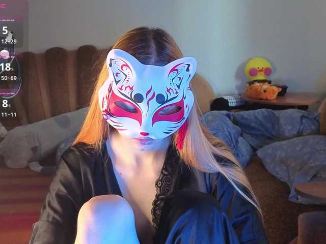EvelynNeal live cam on BongaCams