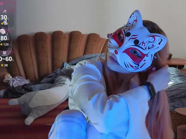 EvelynNeal live cam on BongaCams