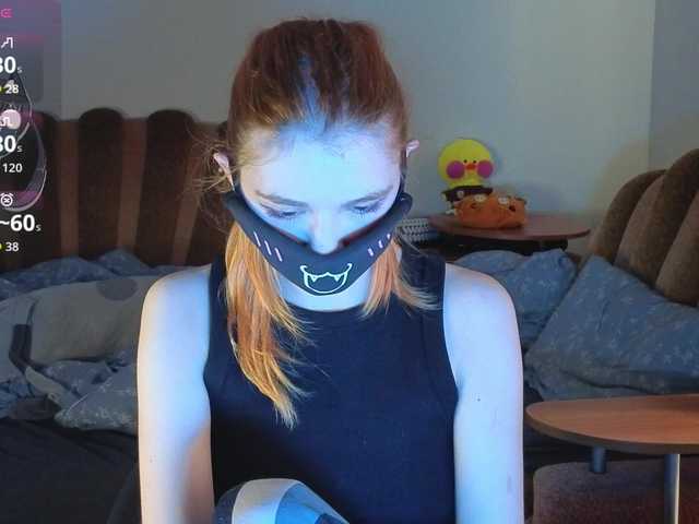 EvelynNeal live cam on BongaCams