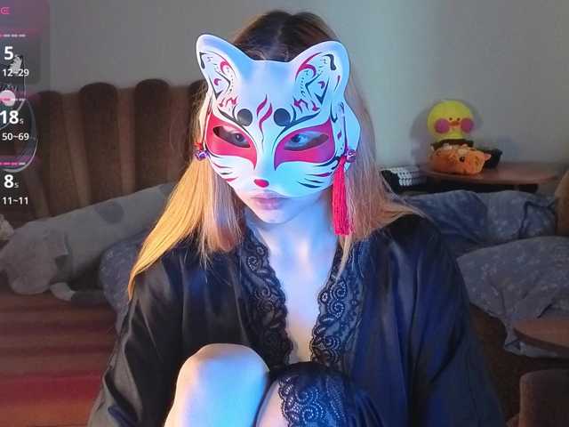 EvelynNeal live cam on BongaCams