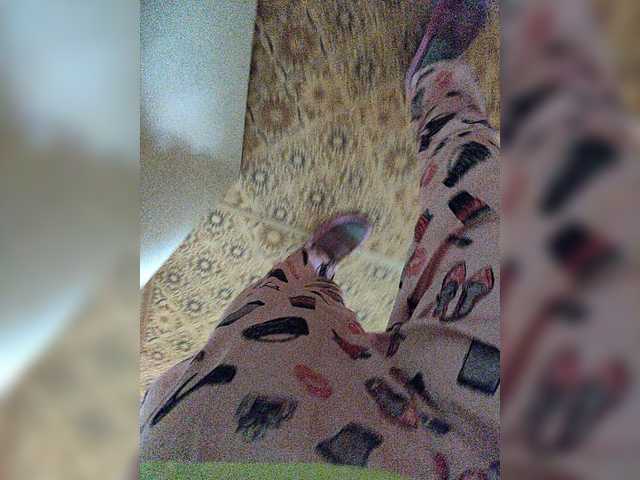 ZaraSss live webcam show