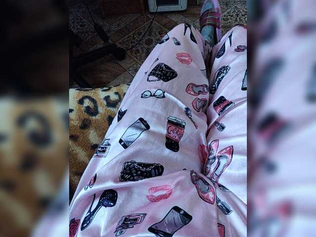 Zarasss live cam