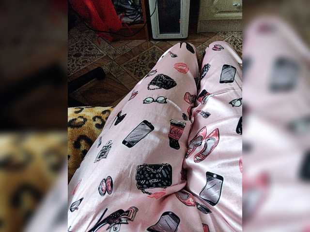 ZaraSss live webcam show