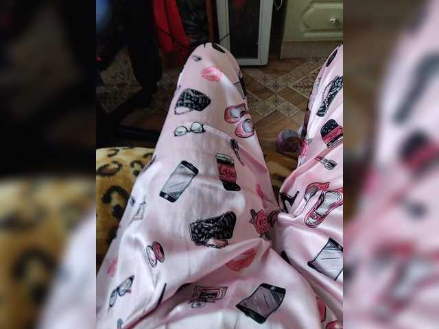 zarasss cam belle