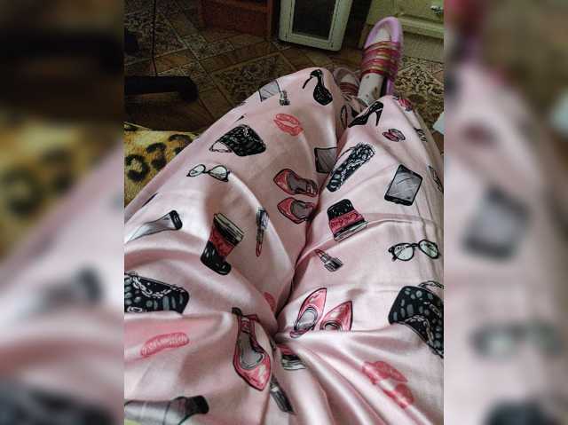 ZaraSss live cam preview