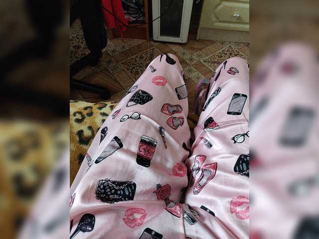 zarasss cam belle