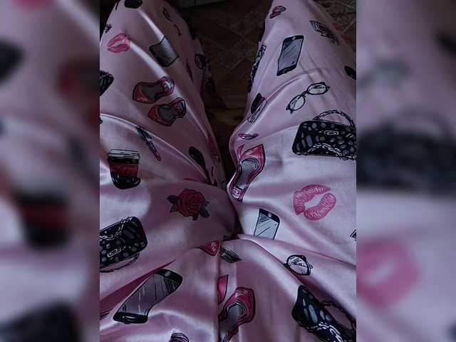 ZaraSss's BongaCams show and profile