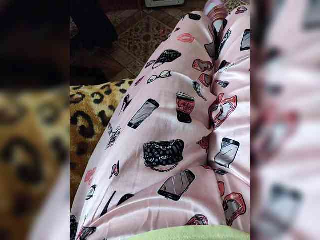 ZaraSss webcam