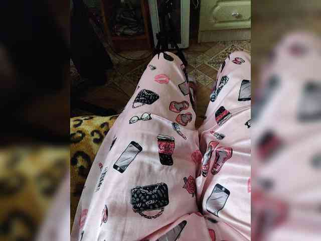 ZaraSss webcam