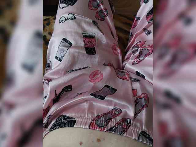 ZaraSss webcam