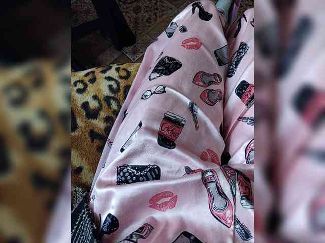 ZaraSss webcam