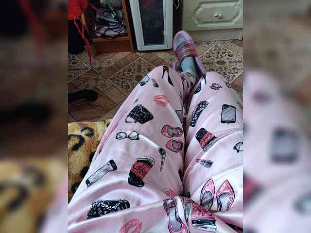 ZaraSss webcam