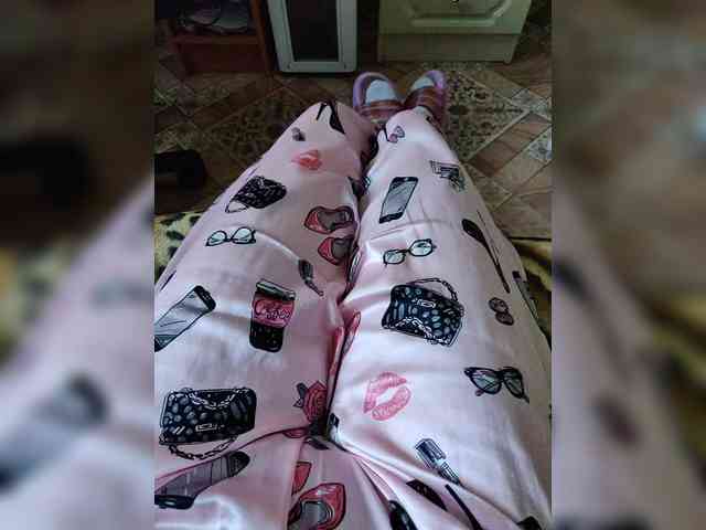 ZaraSss webcam