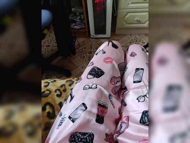 ZaraSss webcam