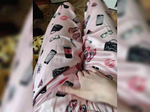 ZaraSss webcam