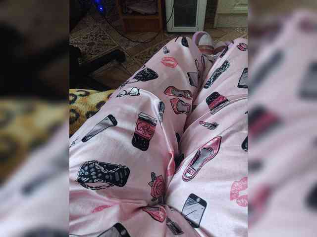 ZaraSss webcam