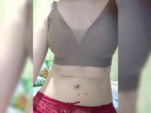ZaraSss webcam