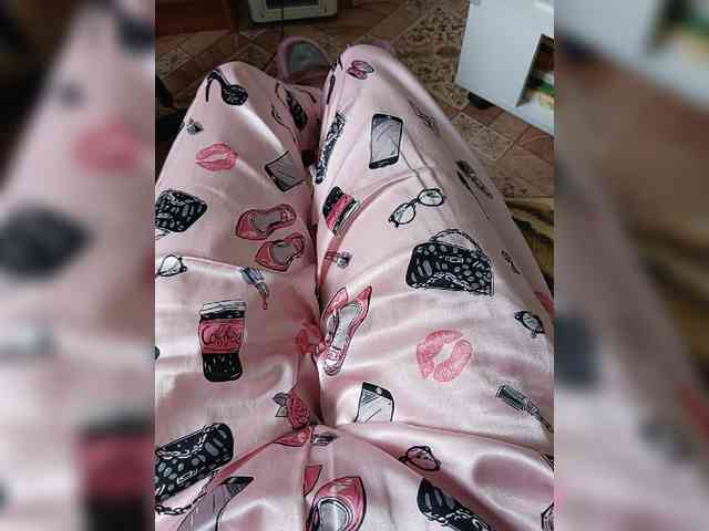 ZaraSss webcam