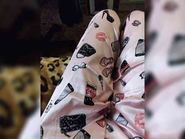 ZaraSss webcam