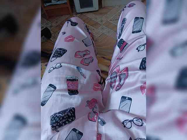 ZaraSss webcam