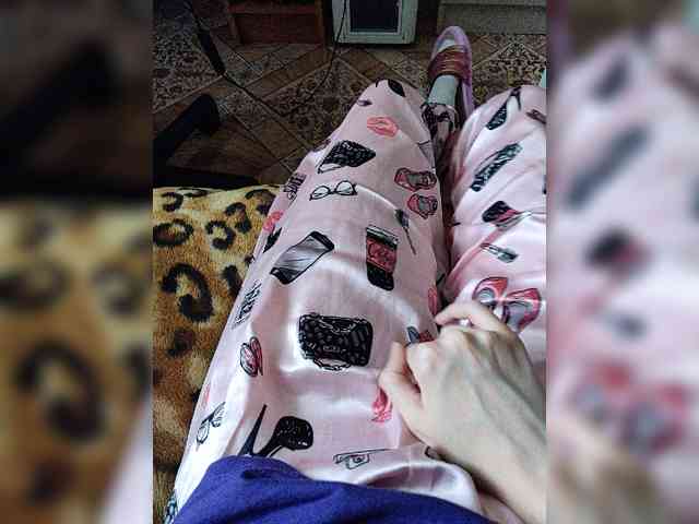 ZaraSss webcam