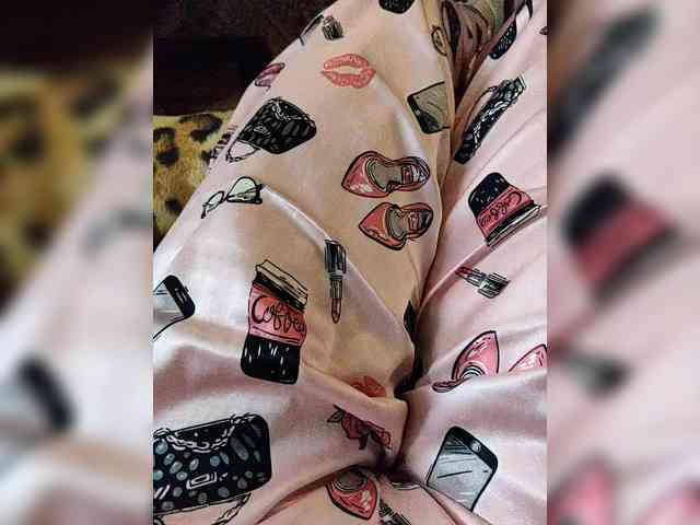 ZaraSss webcam