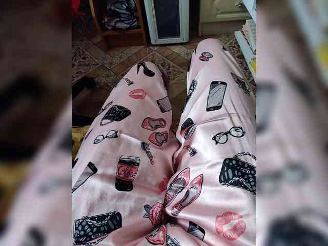 ZaraSss webcam