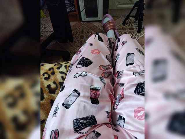ZaraSss webcam