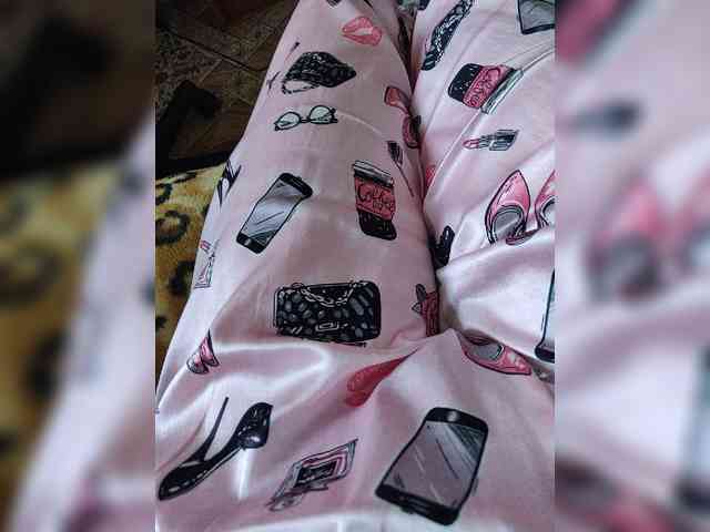ZaraSss webcam