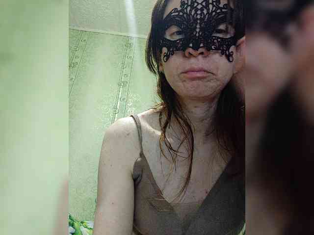 ZaraSss webcam