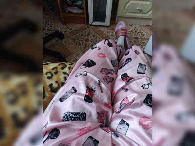 ZaraSss webcam