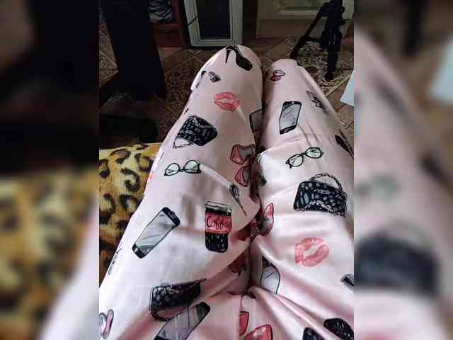ZaraSss webcam